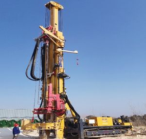 Máquina Perforadora de Pozos de Agua XSL360A XSL7/360 con Profundidad Máxima de Perforación de 700 m, Diámetro de 500 mm y Motor de 154 kW - Product Image 4