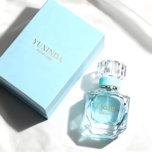 Premium Facettierte Glas-Parfümflasche mit Kristallverschluss & Maßgefertigtem Blauen Geschenkbox-Set - Product Image 1