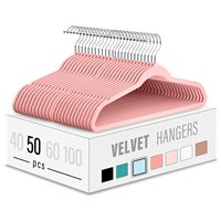 OWENTEK Cintres personnalisés de luxe en plastique floqué antidérapant, 50 ensembles, velours noir floqué, pour manteaux et costumes homme/femme, à un seul niveau