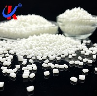 Granulés de plastique POM renforcé de fibres de verre GF15, haute rigidité, stabilité dimensionnelle pour la fabrication d'engrenages de précision