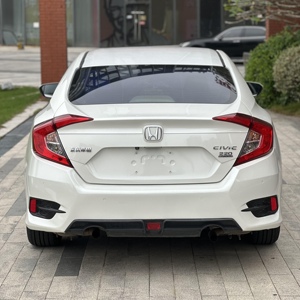 Honda Civic Usata 2017 180TURBO CVT Berlina 1-25000 Miglia Euro VI Sedili in Pelle Luci LED Tetto Apribile Automatica <span class=keywords><strong>Auto</strong></span> Usata - Product Image 2