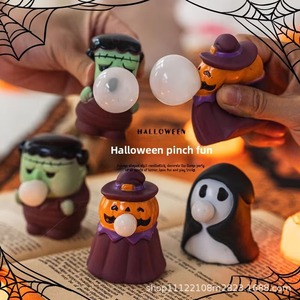 Mini Linterna de Calabaza de Plástico para Halloween, Juguete para Niños, Decoración para Jardín de Infancia, Regalo - Product Image 3