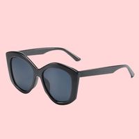 Lunettes de soleil unisexes pour femmes, style streetwear, monture large, protection UV400, passe-partout, style européen et américain