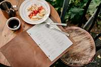Porte-menu en similicuir de haute qualité avec anneau doré, dossier de menu élégant, estampage à chaud doré, formats A5/A4/personnalisés pour restaurants