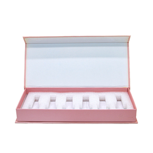 Boîtes à vernis à ongles magnétiques personnalisées de luxe avec logo, emballage cadeau rigide pour cosmétiques avec insert en <span class=keywords><strong>mousse</strong></span> pour huile essentielle, feuille d'or - Product Image 2