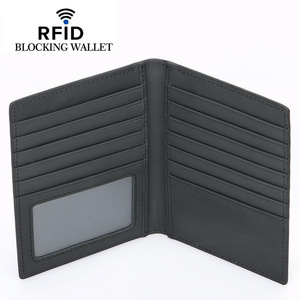 Portefeuille en fibre de carbone et cuir avec logo personnalisé Étui à passeport japonais multiple et porte-cartes RFID à la mode - Product Image 3