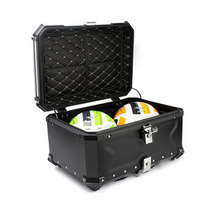 Maleta Trasera de Motocicleta de Aleación de Aluminio con Diseño en X en Relieve de 45L, 55L, 65L, 80L - Product Image 3