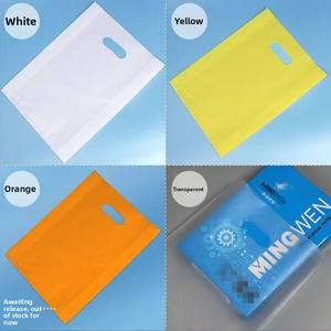 Sacs de shopping en LDPE/HDPE avec poignées souples personnalisées, impression en gravure, découpe, logo en PE en relief, emballage pour vêtements, bijoux - Product Image 3