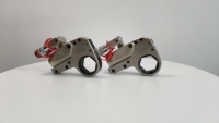 Clé dynamométrique hydraulique industrielle 8-XLCT 700 bars de haute précision 1177-11774 Nm à profil bas pour fixation de boulons hexagonaux en cassette