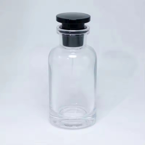 Wholesale Custom Logo 30ml 50ml 100ml Luxury Clear Empty Glass <b>Perfume</b> <b>Bottle</b> <b>Refillable</b> Spray <b>Bottle</b> with Pump - Product Image 2
