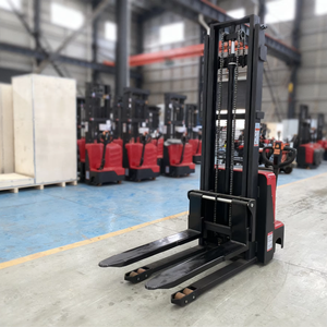 Penumpuk Barang Listrik Berkinerja Andal 1-3 Ton Motor AC Angkat 3000-7000mm Tinggi Penggunaan Dalam Ruangan Restoran Mini Stacker - Product Image 1