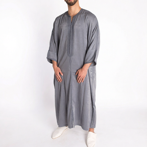 Nouvelle Robe Longue Grise Style Ethnique Africain pour Hommes 2026 – Tenue de Festival Musulmane pour Hommes - Product Image 1