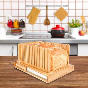 Tabla de Cortar Pan de Bambú Ajustable de Alta Calidad con Cuchillo y Bandeja para Migas, Fabricada en China - Product Image 6