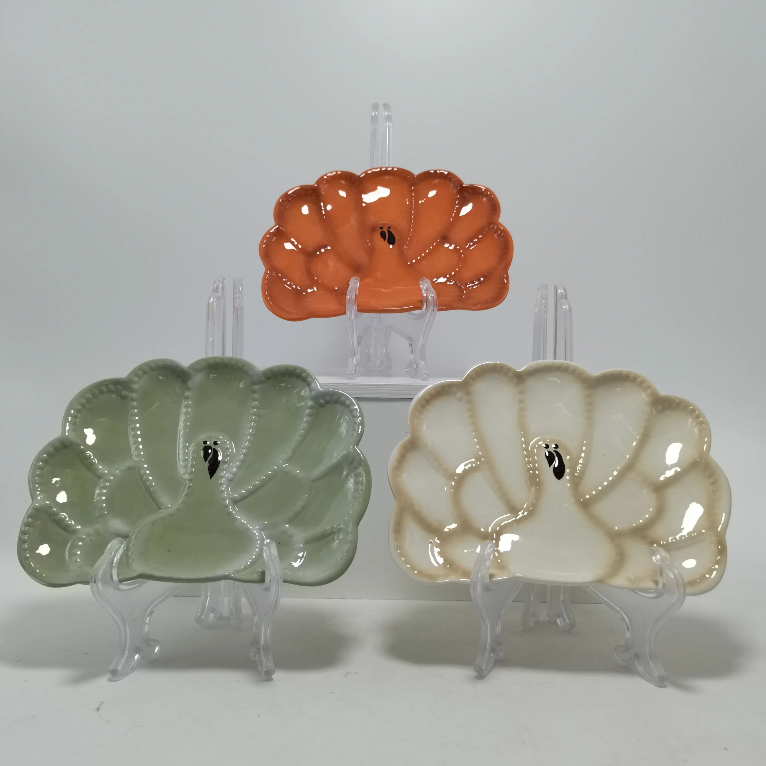 Design creativo a forma di pavone pesante dolomite brillante smalto facile da pulire piatto di cibo in ceramica piatto di frutta