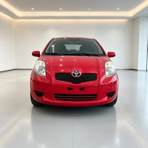 <span class=keywords><strong>Toyota</strong></span> <span class=keywords><strong>Yaris</strong></span> 1.6E Charm Edition d'<span class=keywords><strong>occasion</strong></span> 2011, transmission automatique, 110 000 KM, sans accident, compacte et fiable - Product Image 2