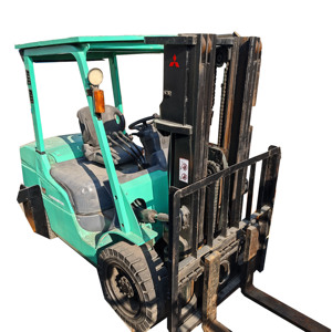 Chariot élévateur diesel Mitsubishi 2021-2023 d'occasion, 3 tonnes, pour entrepôt, construction, transport, à moteur à combustion interne, 4x4 - Product Image 1