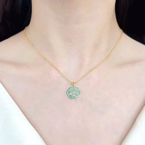 จี้หยกเจไดต์สีน้ำเงินรูปโลมา ประดับทอง 18K เครื่องประดับผู้หญิง ดีไซน์ดั้งเดิม พร้อมใบรับรอง D356 - Product Image 4