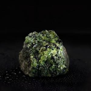 أحجار أوليفين طبيعية خام عالية الجودة بالجملة للديكور المنزلي والعلاج - Product Image 5