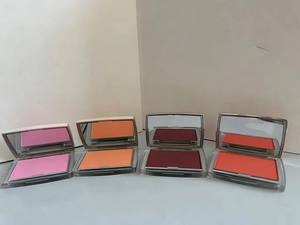 Paleta de Rubor de un Solo Color con Marca Grabada de Alta Calidad para Piel Clara, Rubor en Polvo de Larga Duración, Resistente al Agua y al Sudor - Product Image 6