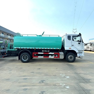 Camion-citerne Offre Spéciale arroseur de jet d'eau de chariot d'arrosage de Howo 15000L avec la bobine de 30M - Product Image 3