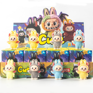 Figurine en résine Little Devil pour enfants, jouet tendance en gros, poupée boîte mystère - Product Image 2