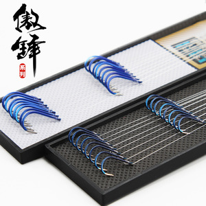 Anzuelos de pesca coloridos Aofeng, juego de anzuelos dobles de acero con alto contenido de carbono para pesca de carpa en agua dulce. - Product Image 1