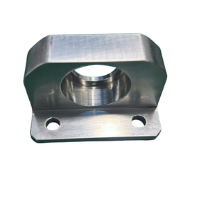 Pièces en acier inoxydable usinées sur commande par CNC |   Composants d'usinage CNC de précision, support d'axe linéaire (type à alésage traversant) - Product Image 2