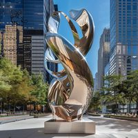 Sculpture extérieure abstraite moderne en acier inoxydable de grande taille avec éclairage pour hôtel, villa, parc BLVE
