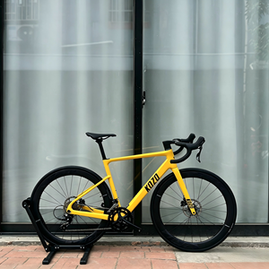 Vélo <span class=keywords><strong>de</strong></span> Route KOZO SuperLéger Tout Carbone, Grande Taille 61cm, Roues Carbone 24 Vitesses, Guidon Intégré, Frein à Disque, Boîtier <span class=keywords><strong>de</strong></span> Pédalier 386BB, Course - Product Image 1