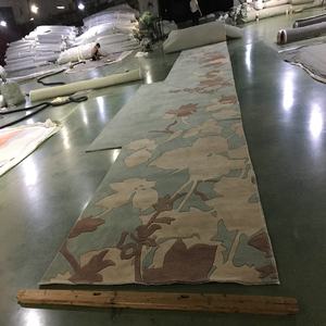 Alfombra Moderna Hecha a Mano con Diseño de Flores para Puerta, Pasillo de Hotel de Lujo, Corredor Comercial - Product Image 3