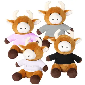 Personalizzato di alta qualità Mini peluche mucca giocattolo OEM ODM carino peluche mucca marrone con maglietta