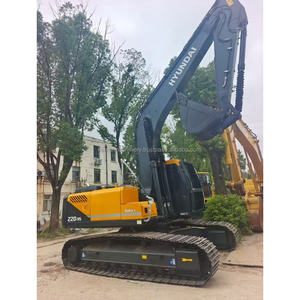 Excavadora de Orugas Hyundai 220LC-9S Usada Original de Corea con Motor Cummins, Bomba Hidráulica PLC y Motor en Venta - Product Image 1