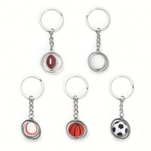 Porte-clés rotatif en métal avec ballon de sport pour les fans (football, basketball) - Product Image 1