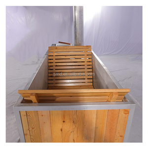 Baignoire de <span class=keywords><strong>spa</strong></span> en <span class=keywords><strong>bois</strong></span> de cèdre pour 1 personne Baignoire à eau chaude avec refroidisseur électrique Fabricants de bains à remous à <span class=keywords><strong>bois</strong></span> chinois - Product Image 4
