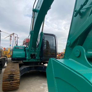 Excavatrice d'occasion, matériel de terrassement, KOBELCO SK210D à vendre - Product Image 1