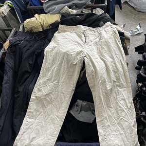 กางเกงลำลองมือ<span class=keywords><strong>สอง</strong></span>ขายส่งสำหรับผู้ชาย กางเกงขายาวสำหรับใช้ในชีวิตประจำวัน น้ำหนัก 45 กก. ต่อมัด เสื้อผ้า<span class=keywords><strong>มือ</strong></span><span class=keywords><strong>สอง</strong></span>สำหรับผู้ชาย - Product Image 4