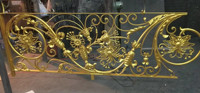 Crewell – Grille en fer forgé courbée, style moderne, pour intérieur/extérieur, fenêtre, porche, rampe d'escalier, fixation au sol, couleur noire personnalisable