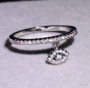 Gioielli alla Moda KYRA01179 Anello a Forma di Occhio Placcato in Platino con Zirconi 3A per Uso Quotidiano Femminile - Product Image 1