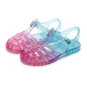Nouvelles sandales de plage unisexes pour enfants, style européen et américain, sabots à bout fermé, sandales en gelée, chaussures romaines simples pour bébés - Product Image 1