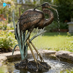 <span class=keywords><strong>Fontaine</strong></span> d'<span class=keywords><strong>eau</strong></span> en bronze en forme de grue avec design animalier moderne, en métal moulé, pour l'art et la collection de jardins extérieurs - Product Image 5