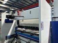 Presse plieuse CNC de haute précision Primapress 110t/3200mm 4+1 axes Da53t, pliage de tôles