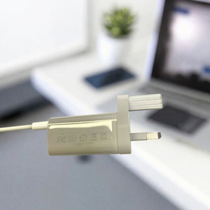 Anh cắm quốc tế phổ cáp USB sạc nhanh 5V2A cho điện thoại di động Tai nghe máy ảnh du lịch cắm bộ sạc <span class=keywords><strong>adapter</strong></span> 10W - Product Image 6