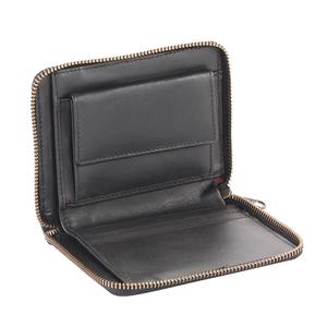 Sac à main élégant pour femmes Pugmark, nouvelle mode, cuir véritable, fabriqué à la main avec une élégance intemporelle, fermeture à boucle, 2 emplacements pour cartes - Product Image 3