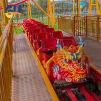 Grande structure de jeux extérieure commerciale en acier pour adultes, équipement d'amusement, montagnes russes familiales de 402 m à vendre