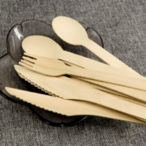 ชุดอุปกรณ์รับประทานอาหารแบบใช้แล้วทิ้งสั่งทำพิเศษลดราคาสุดคุ้ม ชุดสี่ชิ้น ประกอบด้วย ไม้จิ้มฟัน ผ้าเช็ดปาก ตะเกียบ และช้อน - Product Image 4