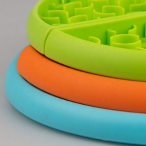 Gamelle interactive rotative à 3 niveaux en plastique pour chien, jouet anti-vomissement et anti-anxiété, convient à toutes les races de chiens et chats - Product Image 2