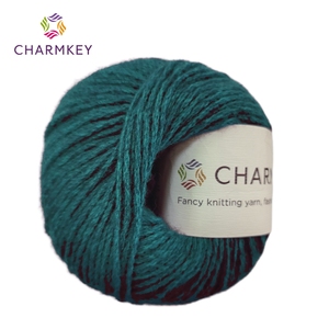 Suministro de fábrica Soft Nm1/2,4 70% Lana Merino extrafina 30% Hilo mezclado de <span class=keywords><strong>yak</strong></span> para tejer - Product Image 6
