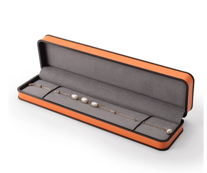 สร้อยข้อมือสีส้ม