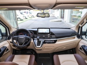 2024 MAXUS V100 RV Diesel automatique pour voyager 2.0T avec générateur, panneau solaire, climatiseur, laveuse, <span class=keywords><strong>micro</strong></span>-ondes, réfrigérateur - Product Image 3