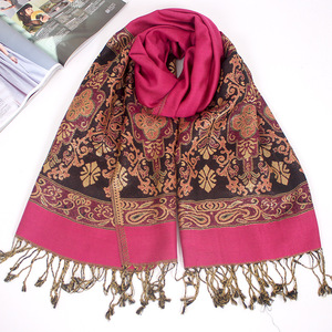 Women's 100% Polyester Jacquard <strong>Pashmina</strong> Shawl Cross <strong>Paisley</strong> Flowers Pattern Winter <strong>Scarf</strong> for Autumn Season - Product Image 3